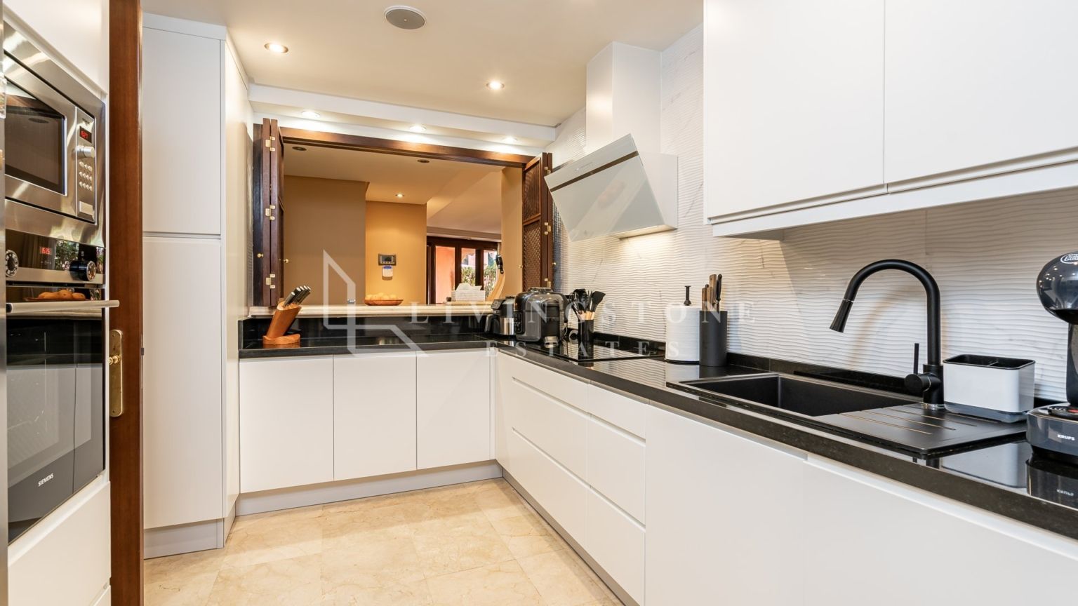 Torre Bermeja Ground floor LE 00368P 17